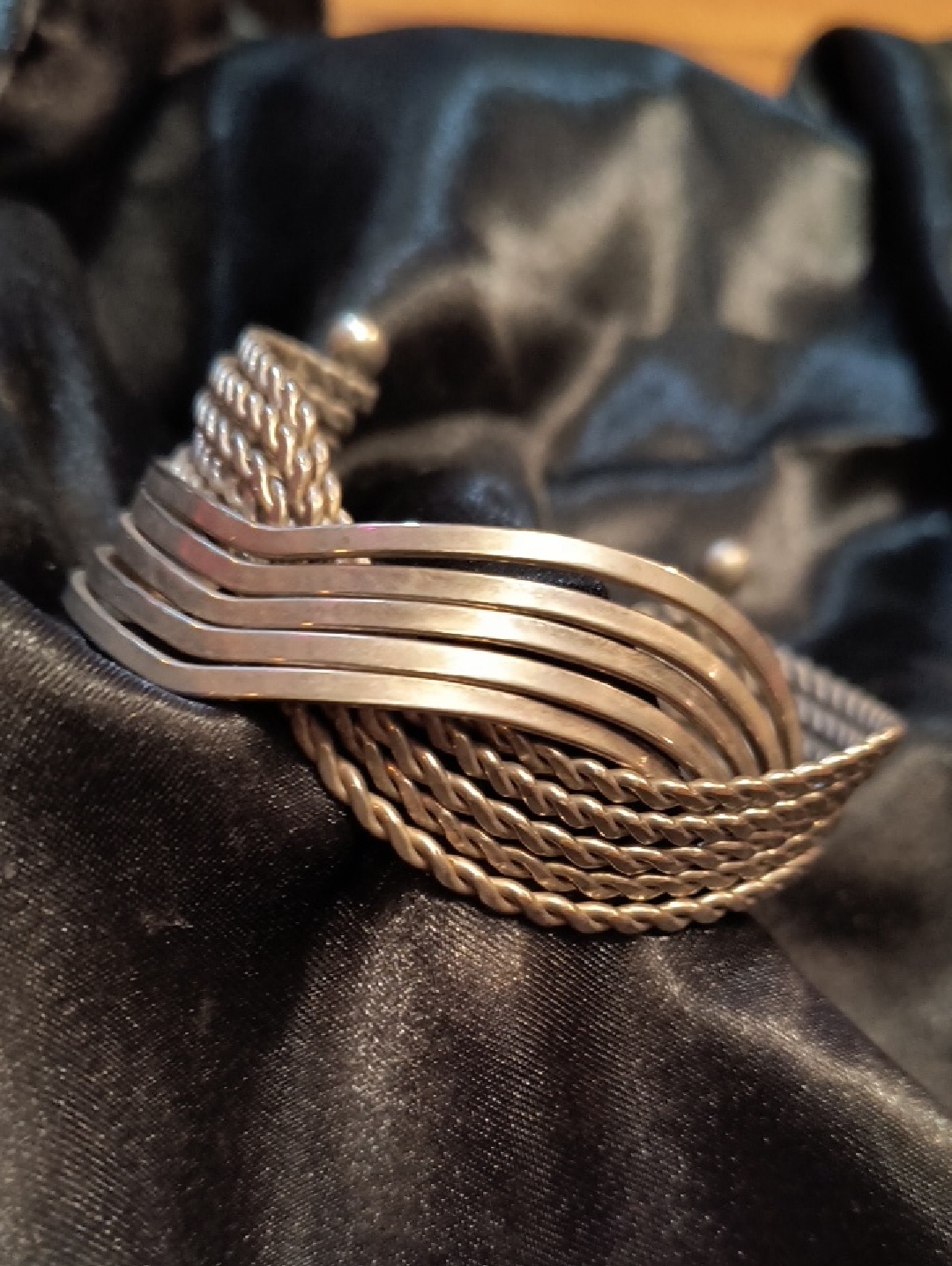 Unisex Silver-Tone Twisted Rope Wave Cuff Bracelet
